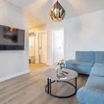 Апартаменты Seawoodloft No 1 *